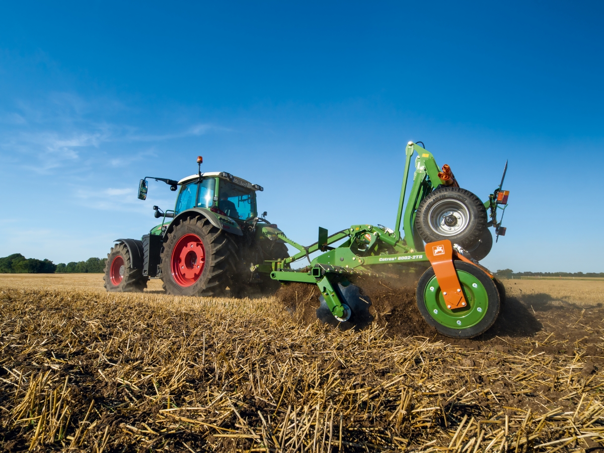 2. Amazone Catros⁺ 02-2TS