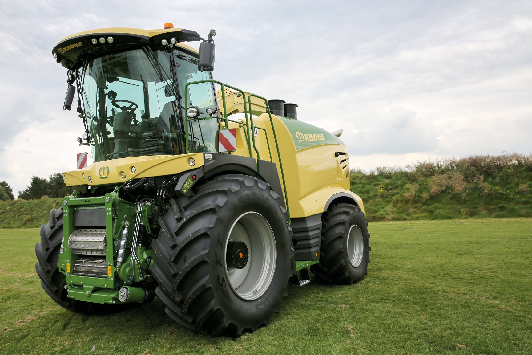 1. Krone BiG X 880